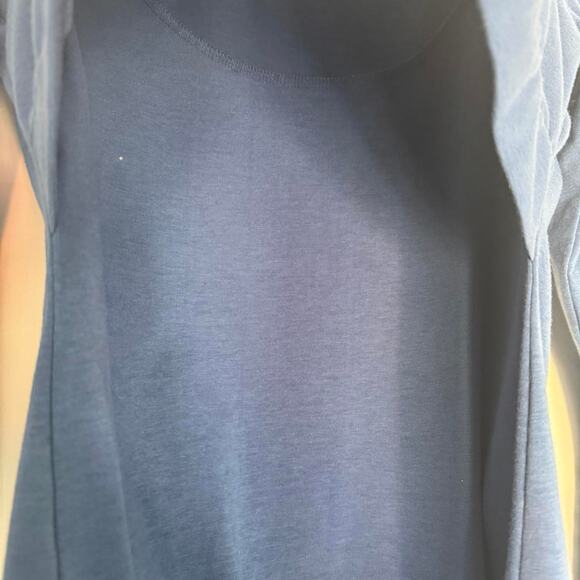 MLK Blue nursing top - Picture 3 of 3